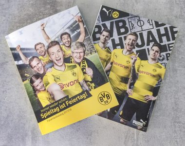BORUSSIA DORTMUND – CATALOG AND PLAYER AUTOGRAPHCARD